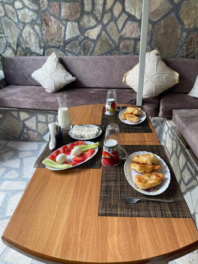 Guesthouse Arber Gjirokastër Eksteriør bilde