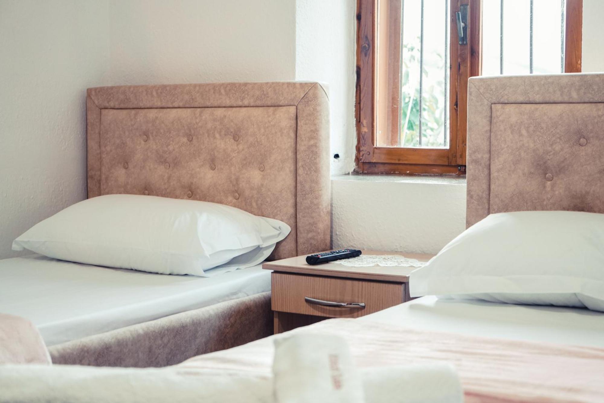 Guesthouse Arber Gjirokastër Eksteriør bilde
