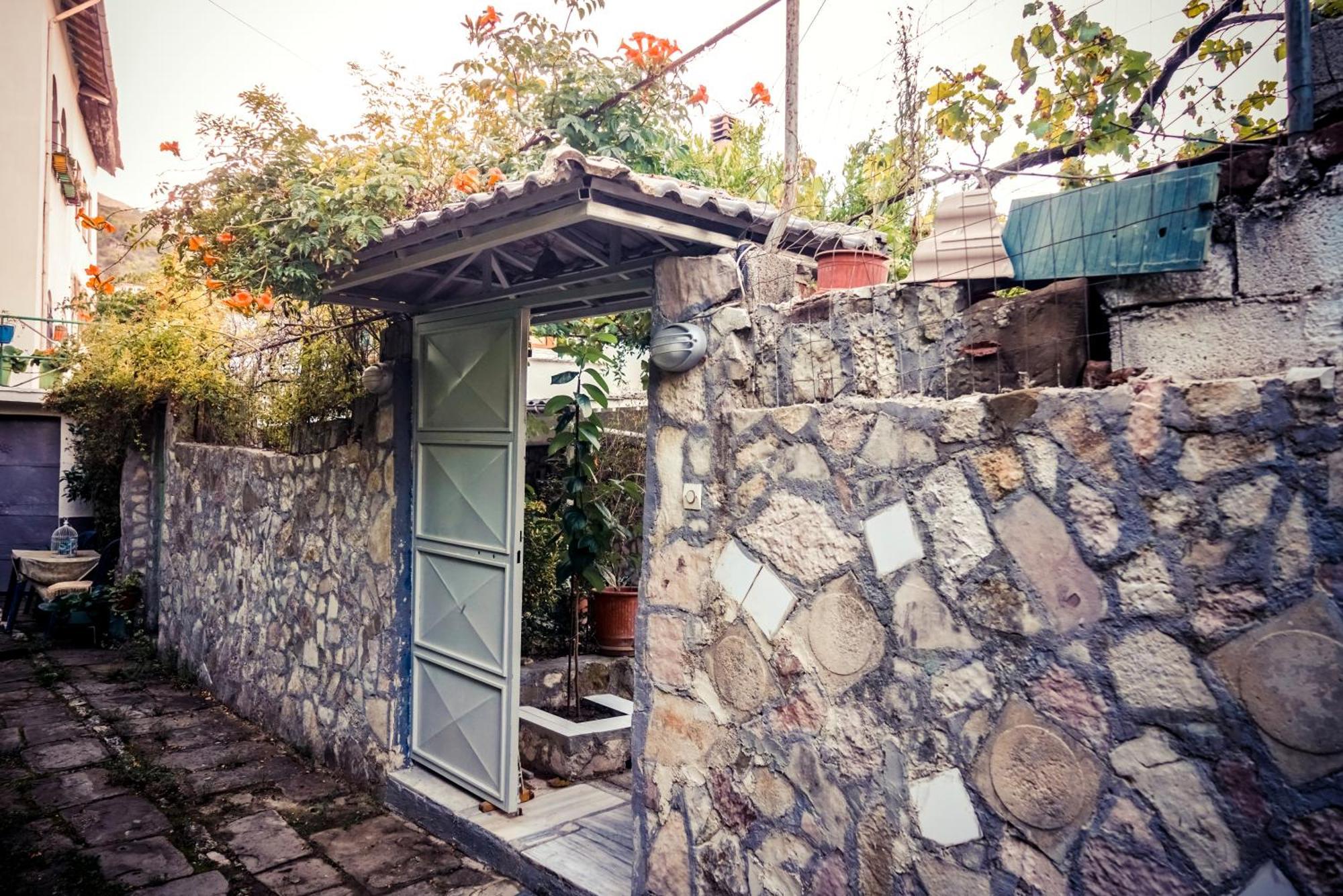Guesthouse Arber Gjirokastër Eksteriør bilde